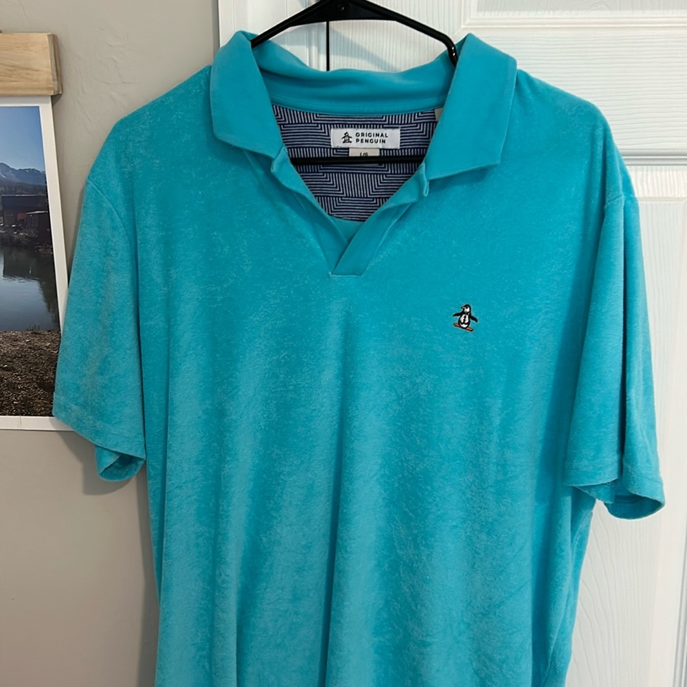 Original Penguin Terry Shirt size L. Light blue.
